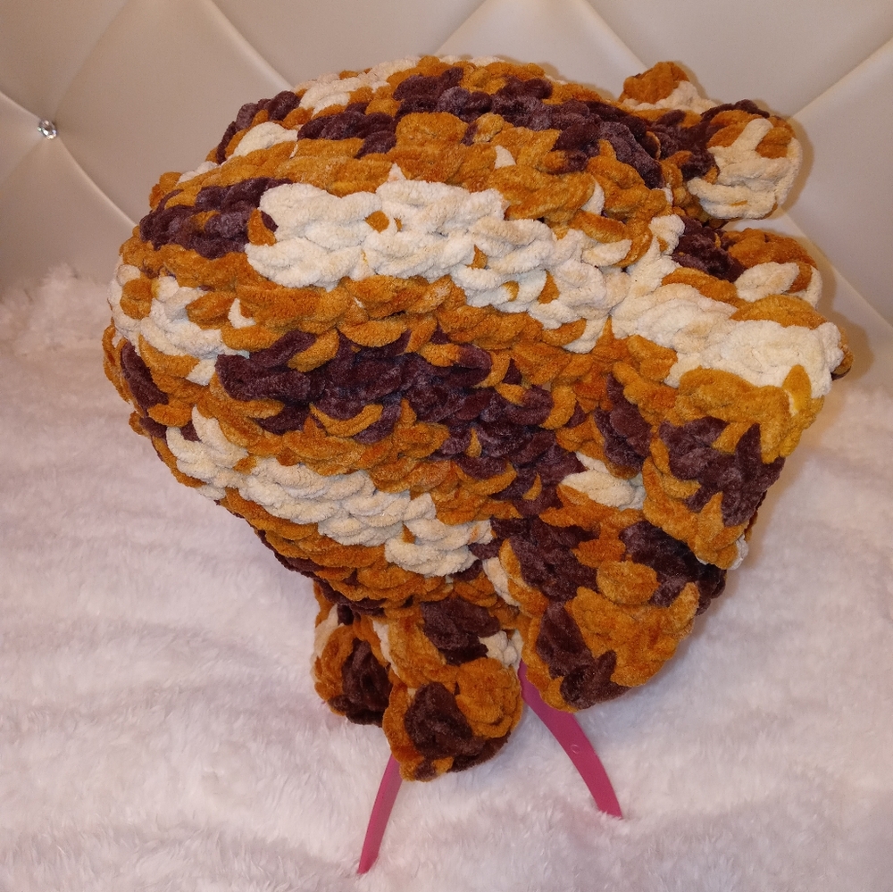 Crochet Ruffle hat - Picture 4 of 4